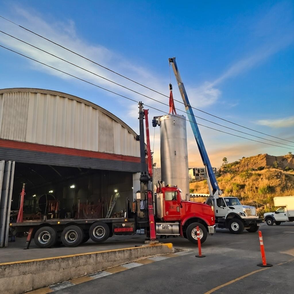 Grúa titán en operación