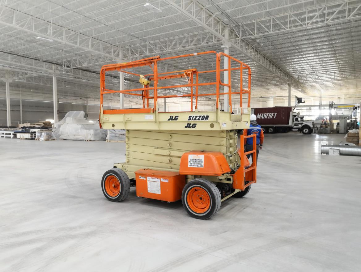 JLG G10-55A